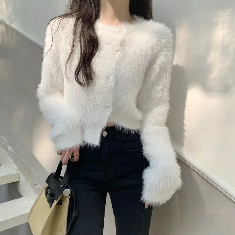 Women's Autumn/winter Irregular Imitation Mink Fur Short Coat Loose Fitting Wollen Jacket Faux Fur Jacket
Women's Autumn/winter Irregular Imitation Mink Fur Short Coat Loose Fitting Wollen Jacket Faux Fur Jacket