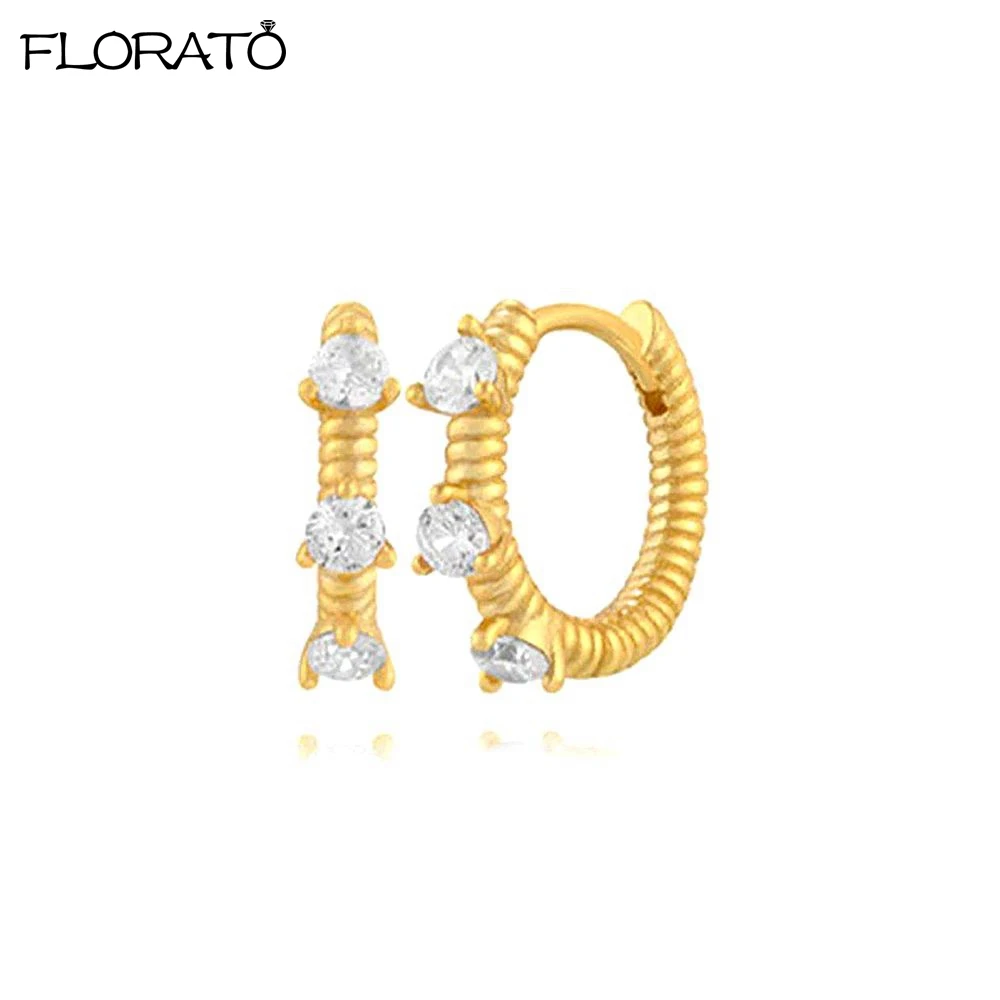 925 Sterling Silver Needle White Zircon Hoop Earrings for Women Exquisite Round Small Earrings Wedding Fine Jewelry Wholesale
925 Sterling Silver Needle White Zircon Hoop Earrings for Women Exquisite Round Small Earrings Wedding Fine Jewelry Wholesale