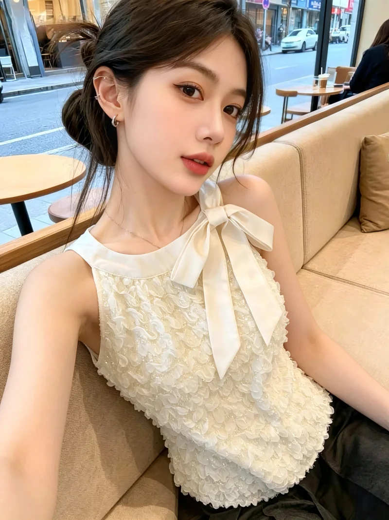 Heavyweight Sequin Anti-Aging Neck Hanging Vest Women Summer Pure Desire Knot Sleeveless Top Korean Style Straight Cut
Heavyweight Sequin Anti-Aging Neck Hanging Vest Women Summer Pure Desire Knot Sleeveless Top Korean Style Straight Cut