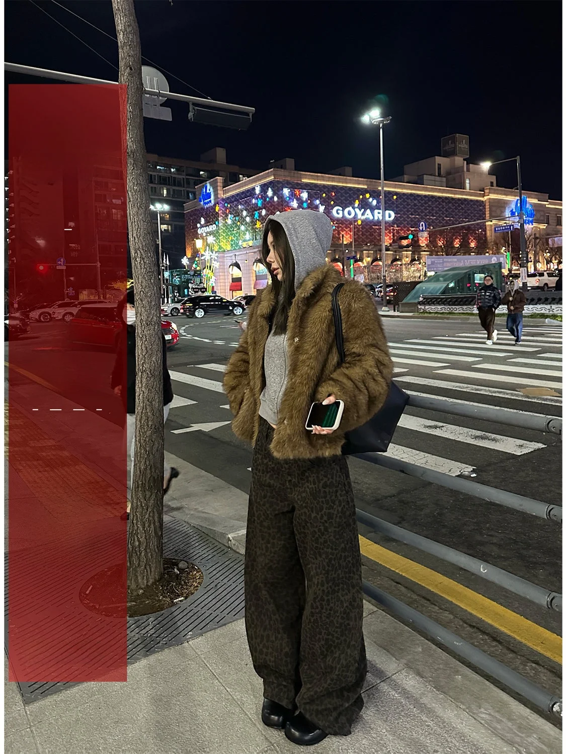 D YANGJUN Eco-Friendly Fur Coat Women's Winter Design Inner Skin Fur Inteated Warm Top Long Sve ort Sle Casual Faion
D YANGJUN Eco-Friendly Fur Coat Women's Winter Design Inner Skin Fur Inteated Warm Top Long Sve ort Sle Casual Faion