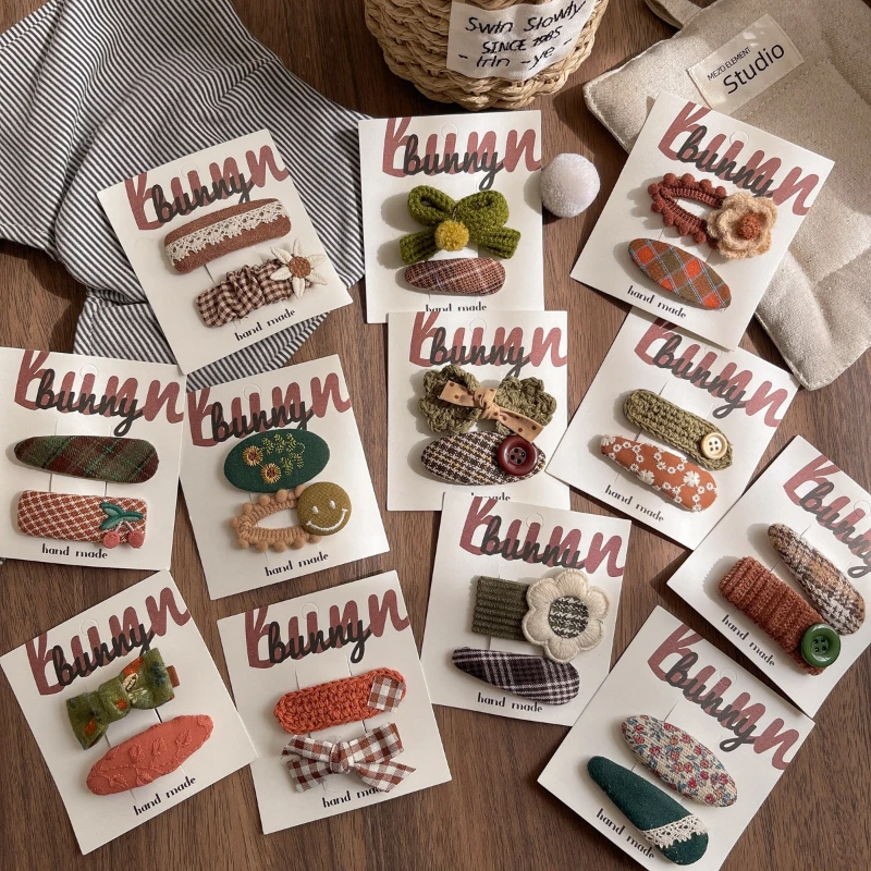 Autumn-Winter Coffee & Orange Children's Hair Clips Cute and Versatile Fabric Hair Clips Girls' Bangs & Side Hair Accessories
Autumn-Winter Coffee & Orange Children's Hair Clips Cute and Versatile Fabric Hair Clips Girls' Bangs & Side Hair Accessories