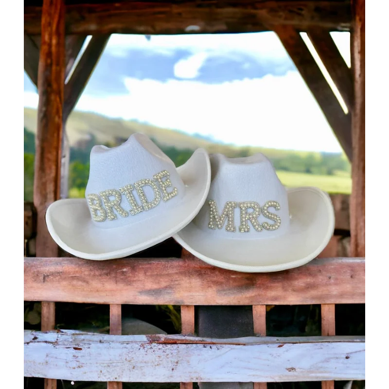 Невеста с жемчугом, ковбойские шляпы для Nashville, принадлежности для девичника, миссис, ковбойская жемчужная шляпа невесты, свадебное украшение, будущая невесту
Невеста с жемчугом, ковбойские шляпы для Nashville, принадлежности для девичника, миссис, ковбойская жемчужная шляпа невесты, свадебное украшение, будущая невесту