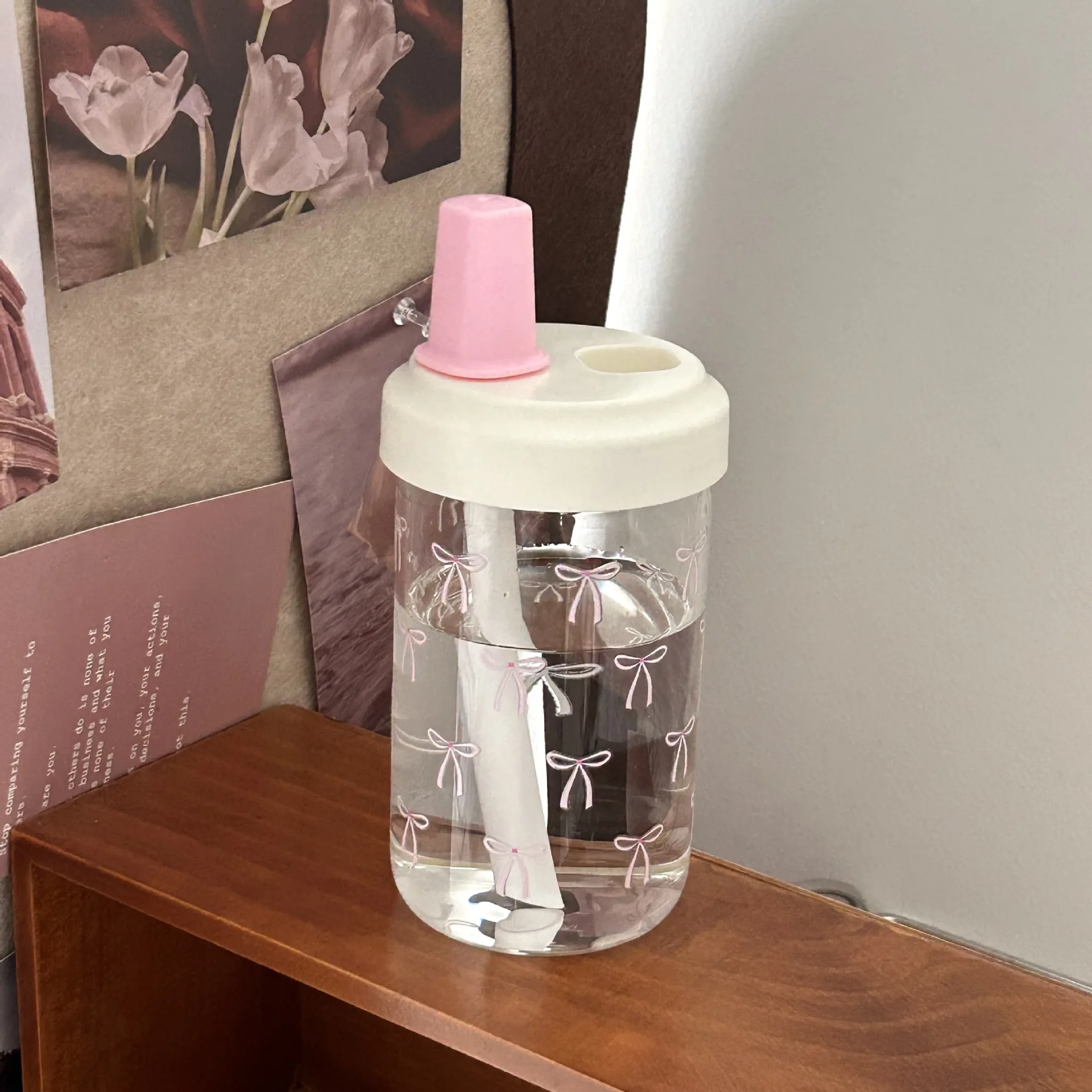 Cute Bow Water Bottle Portable 500ml Straw Cup Plastic Bowknot Cup With Lid Kawaii for Milk Juice Cup Drink Bottle Large Capacit
Cute Bow Water Bottle Portable 500ml Straw Cup Plastic Bowknot Cup With Lid Kawaii for Milk Juice Cup Drink Bottle Large Capacit