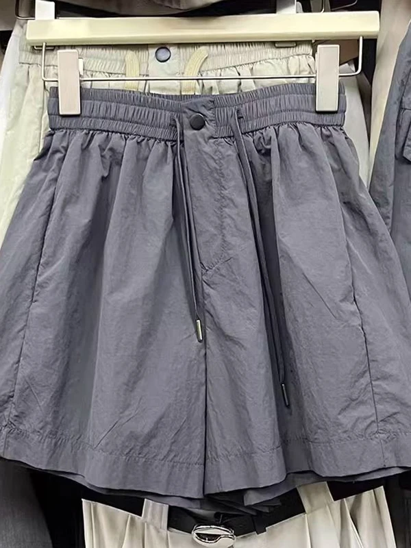 Quick Dry High Waist Wide Leg Short Pants Women's Summer New Style Slimming Loose Fit Casual Trousers for plus Size Ladies
Quick Dry High Waist Wide Leg Short Pants Women's Summer New Style Slimming Loose Fit Casual Trousers for plus Size Ladies