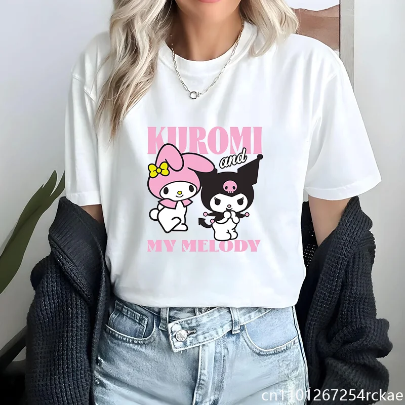 Новая женская футболка с милым принтом My Melody Kuromi, повседневная рубашка в стиле аниме, женские топы Y2K
Новая женская футболка с милым принтом My Melody Kuromi, повседневная рубашка в стиле аниме, женские топы Y2K