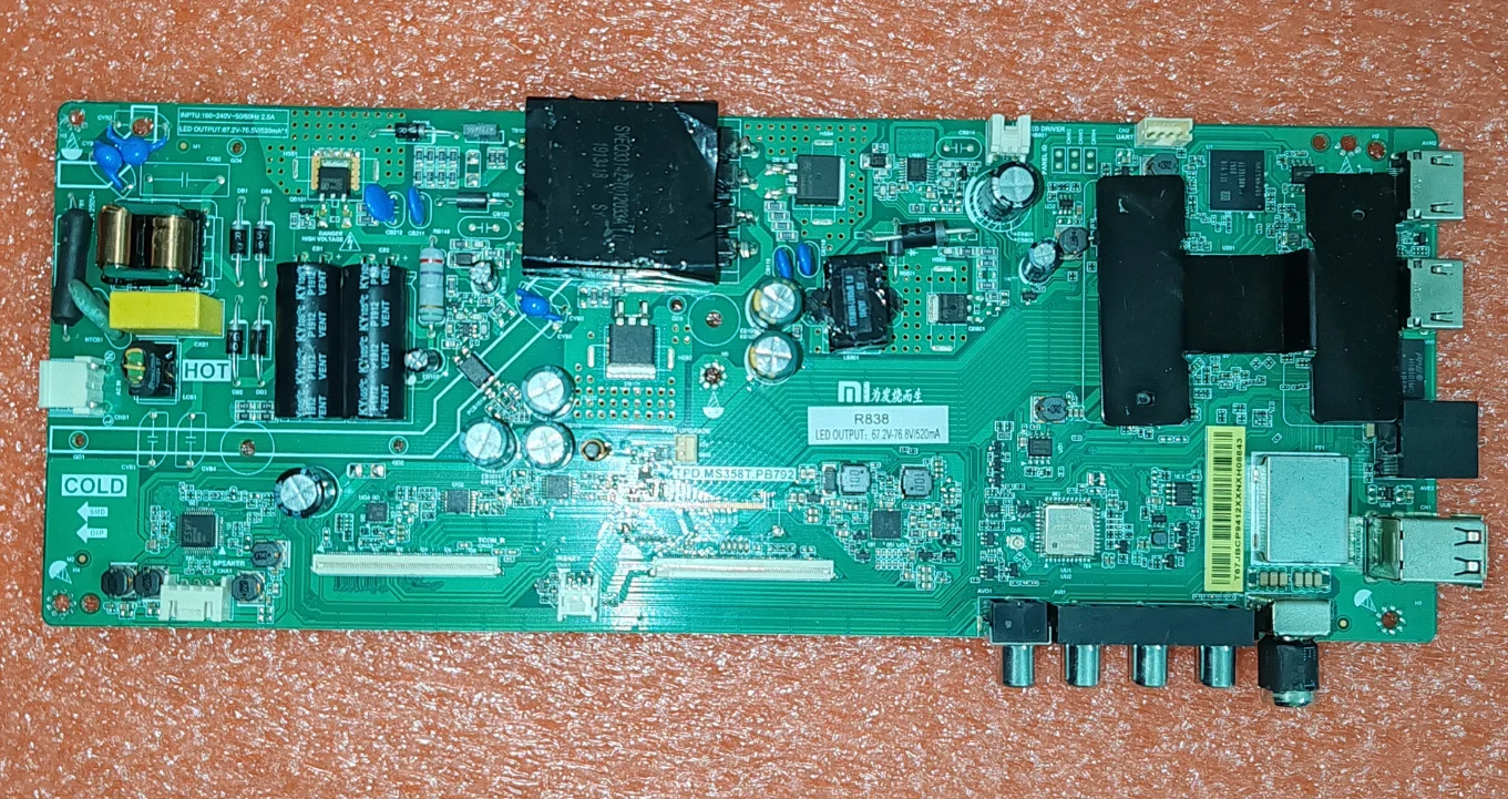 TPD.MS358T.PB792 WiFi network three in one TV motherboard, tested well, physical photos for 67--77V 520MA
TPD.MS358T.PB792 WiFi network three in one TV motherboard, tested well, physical photos for 67--77V 520MA
