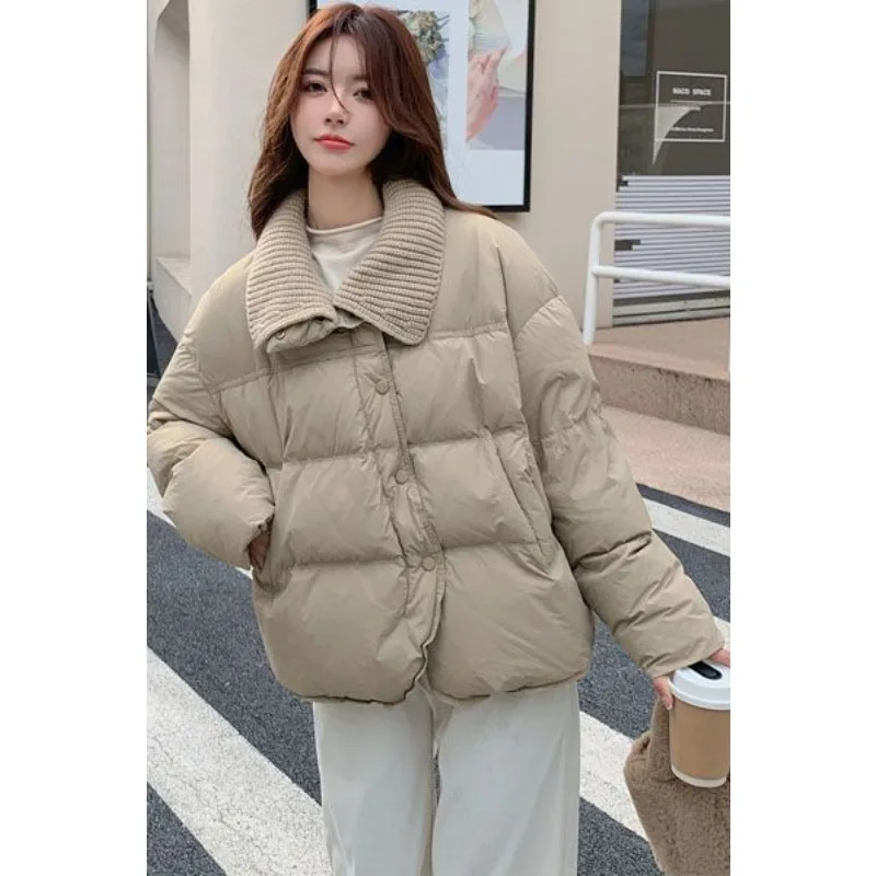 2025 Fall/Winter New Knitted Lapel Patchwork Down Cotton Jacket Short Fashion Lightweight Versatile Padded Jacket
2025 Fall/Winter New Knitted Lapel Patchwork Down Cotton Jacket Short Fashion Lightweight Versatile Padded Jacket