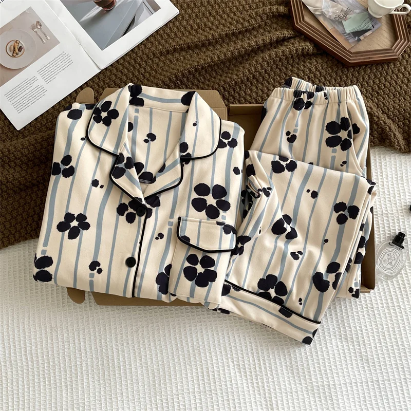 Pajama Adult Sets Women Youth Cartoon Print Cotton Sleep Pants Fun Playful Design V Neck Short Sleeve Bermuda Shorts Summer 2026
Pajama Adult Sets Women Youth Cartoon Print Cotton Sleep Pants Fun Playful Design V Neck Short Sleeve Bermuda Shorts Summer 2026