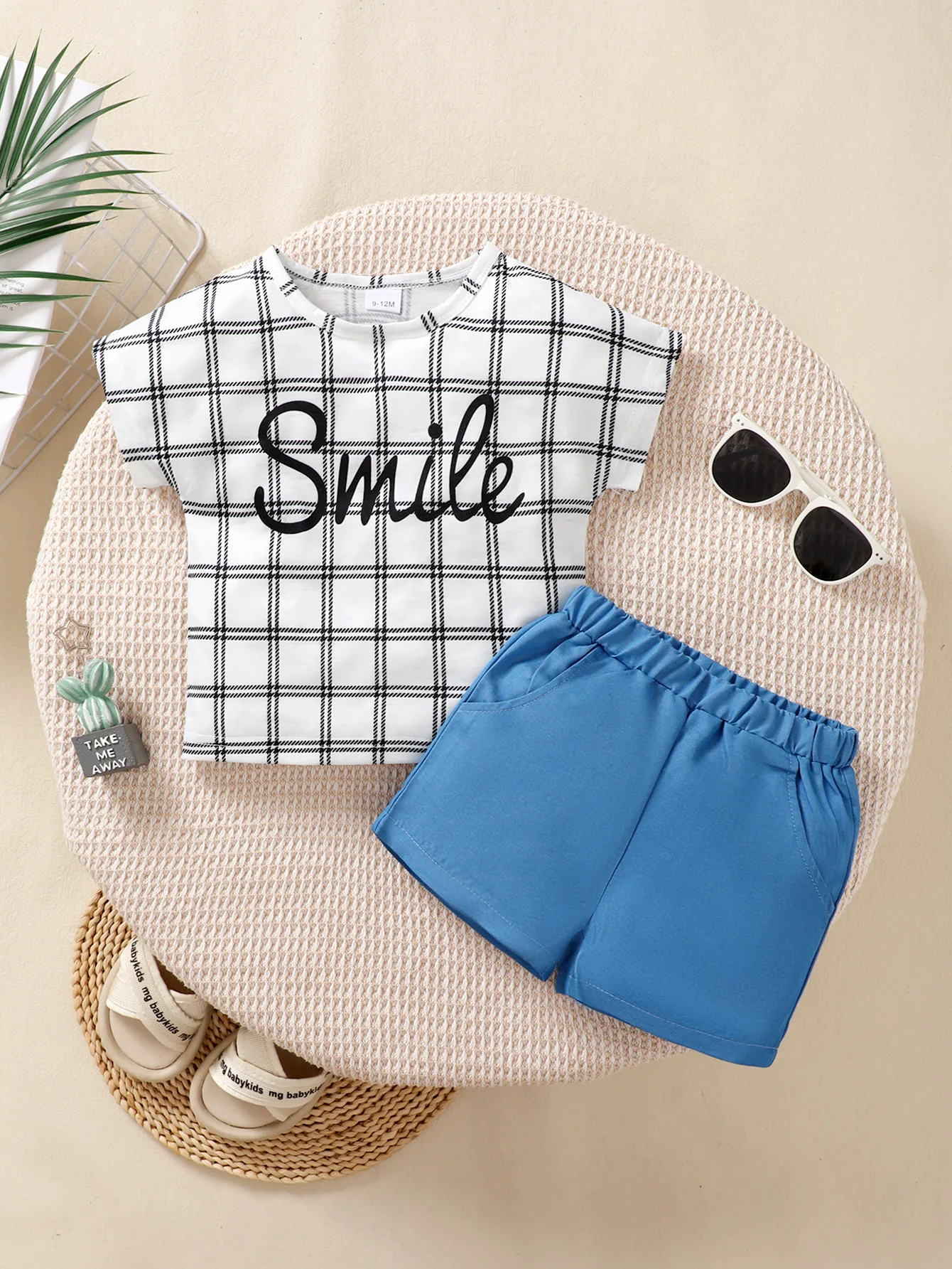 Baby Girl 2PCS Fashion Summer Outfit Set Plaid Letter Print Short Sleeve T-Shirt + Solid Shorts for 0-3Y Casual Toddler Clothes
Baby Girl 2PCS Fashion Summer Outfit Set Plaid Letter Print Short Sleeve T-Shirt + Solid Shorts for 0-3Y Casual Toddler Clothes