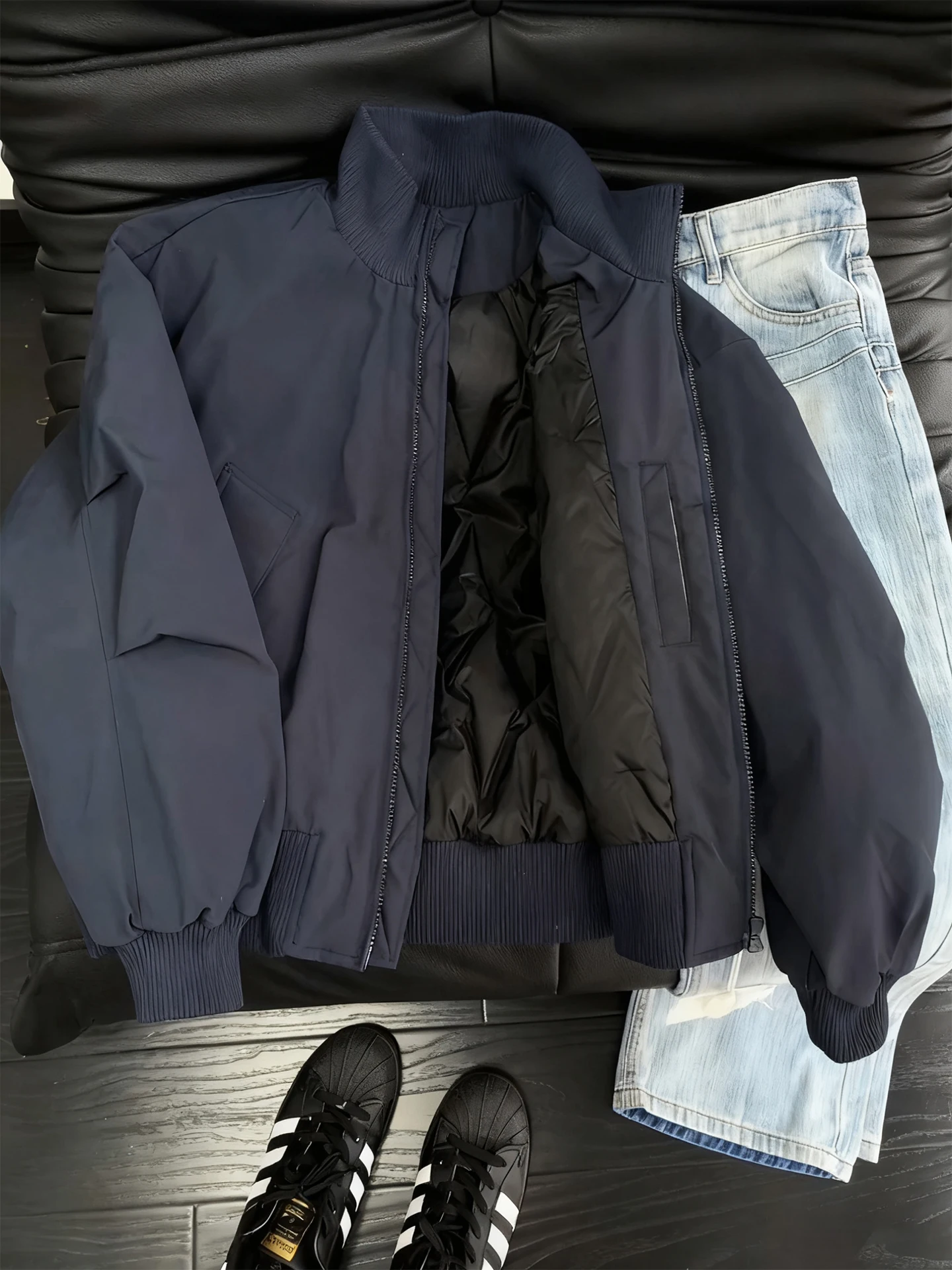 American Sle Thiened Stand Collar Flight Jaet down Men's Winter Boxy Haome High-End Cotton Coat Warm Windproof
American Sle Thiened Stand Collar Flight Jaet down Men's Winter Boxy Haome High-End Cotton Coat Warm Windproof