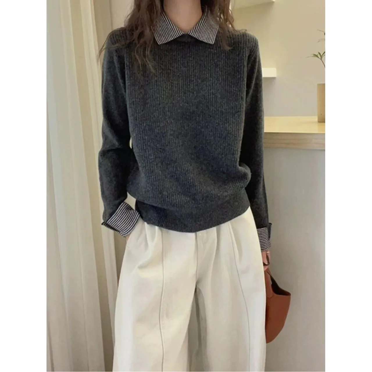 Полосатый лоскутный вязаный свитер с воротником в стиле ретро, женский осенний элегантный высококачественный универсальный свитер на голову для поездок на работу
Полосатый лоскутный вязаный свитер с воротником в стиле ретро, женский осенний элегантный высококачественный универсальный свитер на голову для поездок на работу