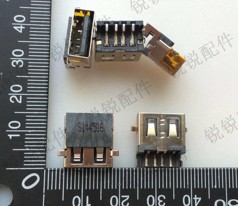 For laptop USB2.0 port USB female 4P submerged board short body socket Lower connector
For laptop USB2.0 port USB female 4P submerged board short body socket Lower connector