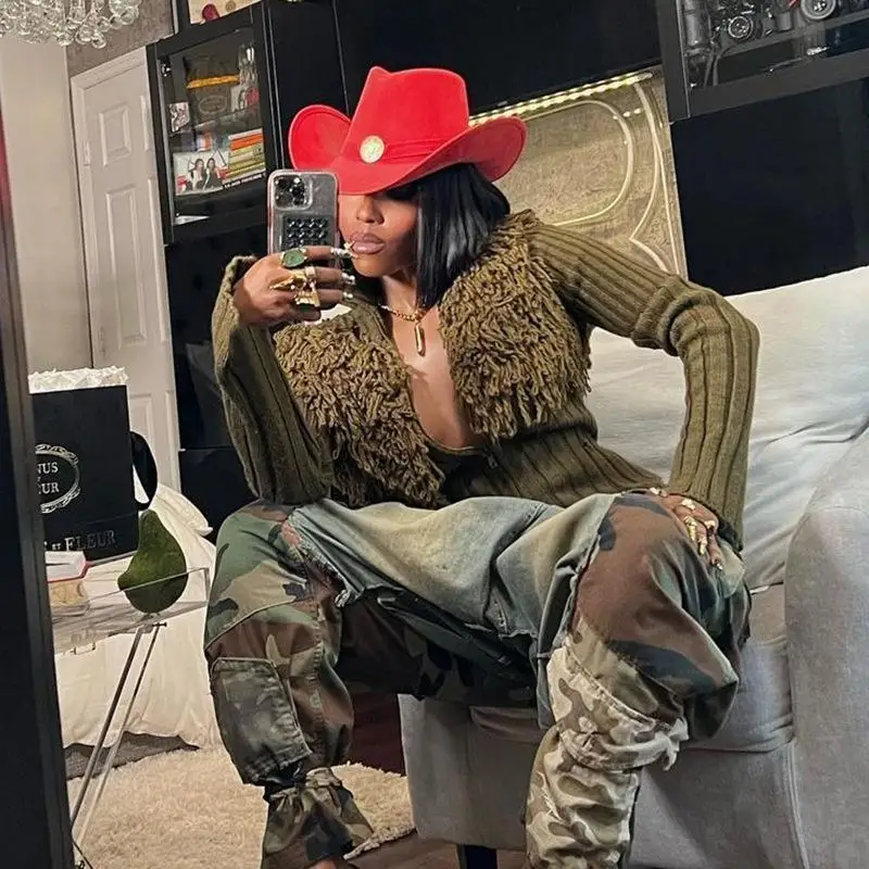 Long Sve Knitted Sweater Pullover Tassel f High Collar Women's Faion Spring Season Tee-acetate Fiber 00%
Long Sve Knitted Sweater Pullover Tassel f High Collar Women's Faion Spring Season Tee-acetate Fiber 00%