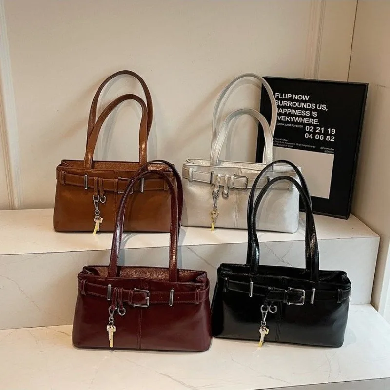 Wardrobe Staple Designer Diaper Bag For Women Luxury Leather Tote Elegant Crossbody Bag Stylish Essential
Wardrobe Staple Designer Diaper Bag For Women Luxury Leather Tote Elegant Crossbody Bag Stylish Essential