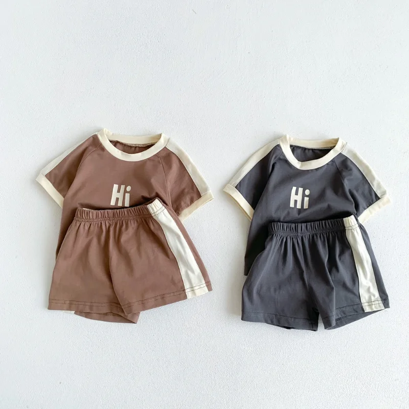 Children HI Letter Printing Suit Summer New Style Baby Casual Raglan Sleeve Top Sports Two-Piece
Children HI Letter Printing Suit Summer New Style Baby Casual Raglan Sleeve Top Sports Two-Piece