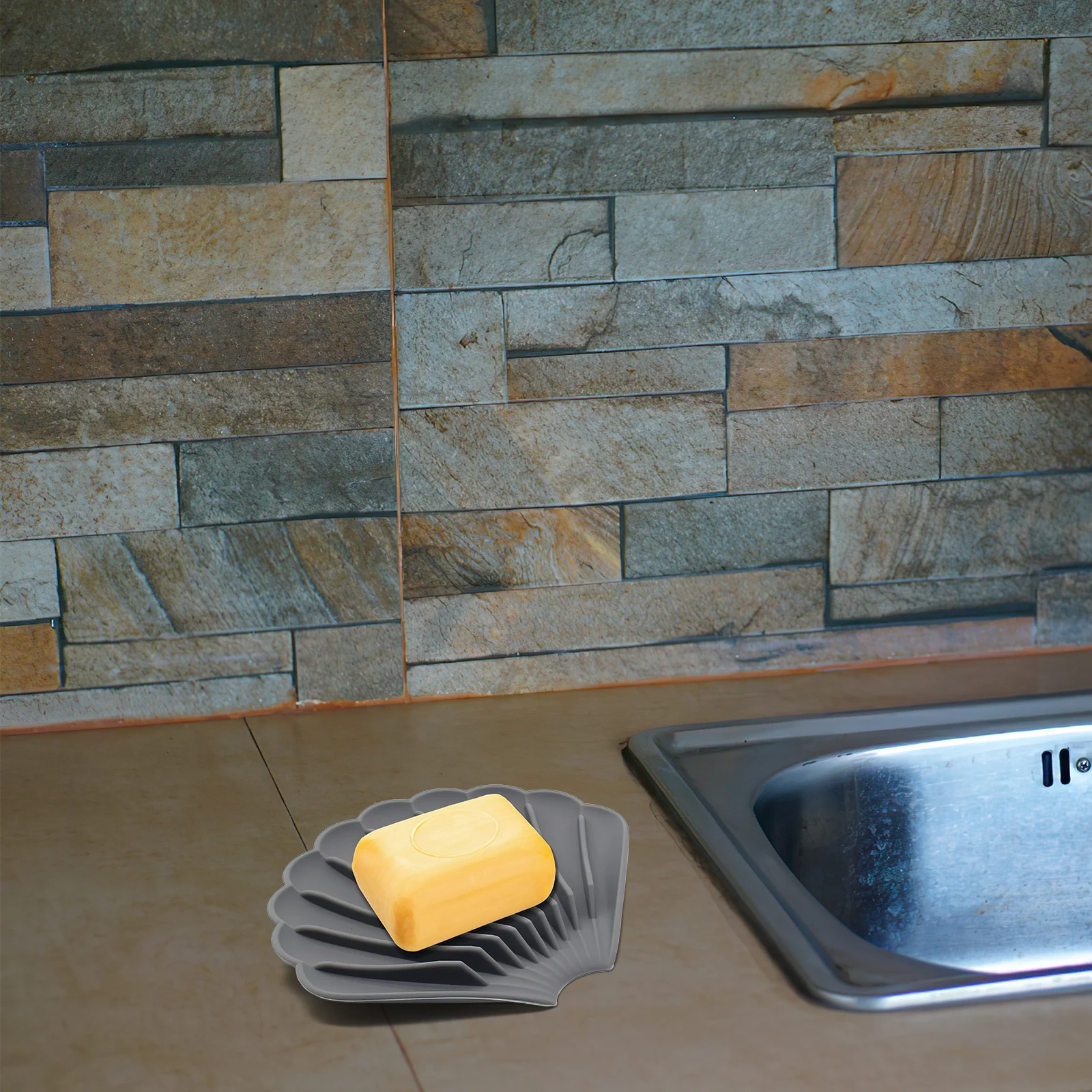 2pcs Shell Dish Silicone Self-Draining Holder For Bathroom Kitchen Shower Sink Countertop Non-Slip Soap Storage Tray
2pcs Shell Dish Silicone Self-Draining Holder For Bathroom Kitchen Shower Sink Countertop Non-Slip Soap Storage Tray