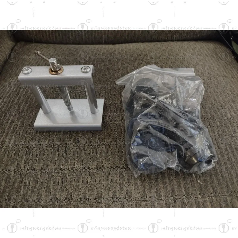 Manual Screw Watch Back Cover Press Tool, Desktop Wristwatch Closing Machine for Battery Repair
Manual Screw Watch Back Cover Press Tool, Desktop Wristwatch Closing Machine for Battery Repair