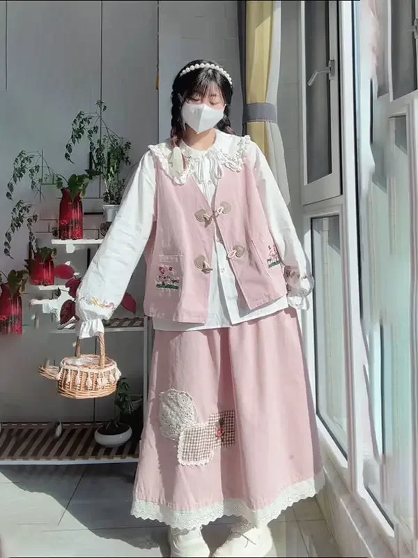 2025 New Spring Three Piece Set Women College Style Pink Embroidered Vest Doll Collar Shirt High Waist Long Skirts Female Sets
2025 New Spring Three Piece Set Women College Style Pink Embroidered Vest Doll Collar Shirt High Waist Long Skirts Female Sets