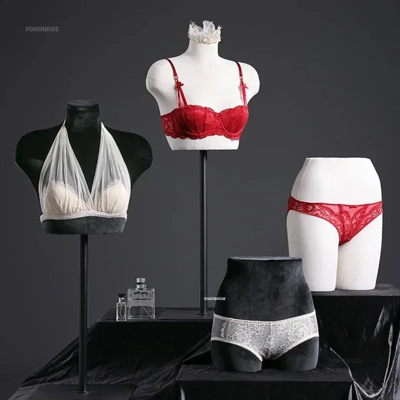 Underwear Mannequins Display Stand Women's Half-length High-end Velvet Underwear Bra Mannequin Rack Clothing Store Window Props
Underwear Mannequins Display Stand Women's Half-length High-end Velvet Underwear Bra Mannequin Rack Clothing Store Window Props