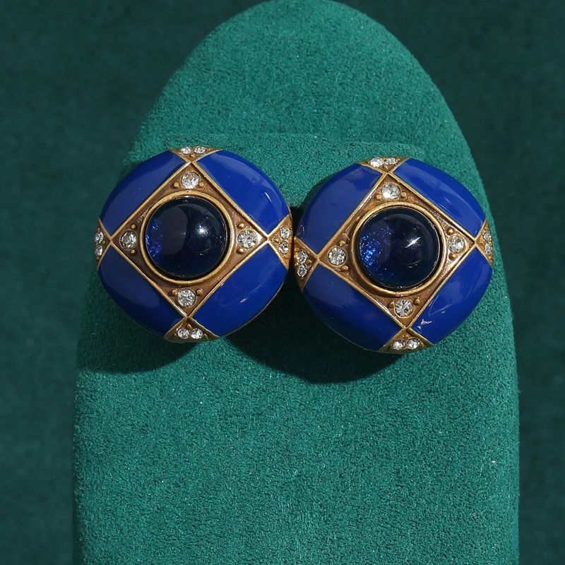 Antique Jewelry Retro Pattern Round Royal Blue Earrings Stud Gold Color Geometry for Women Gift Vintage New Accessories 2025
Antique Jewelry Retro Pattern Round Royal Blue Earrings Stud Gold Color Geometry for Women Gift Vintage New Accessories 2025