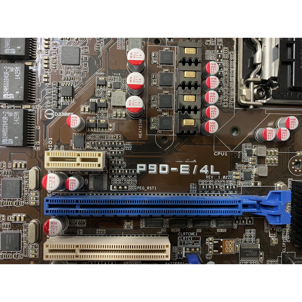 Оригинальная серверная материнская плата для ASUS P9D-E/4L 1150 E3-V3 SAS хорошего качества
Оригинальная серверная материнская плата для ASUS P9D-E/4L 1150 E3-V3 SAS хорошего качества