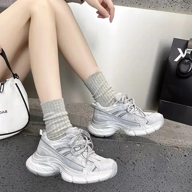 Women's Outdoor Sports Shoes Breathable Leather Thick Bottom Dad Shoes Mesh Upper Climbing Shoes Comfortable Casual Footwear
Women's Outdoor Sports Shoes Breathable Leather Thick Bottom Dad Shoes Mesh Upper Climbing Shoes Comfortable Casual Footwear