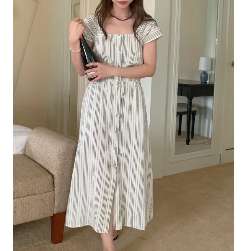 Retro Striped Long Dress Square Collar Single Button Texture Korean Style Women's Fashion Spring Autumn Winter Online Exclusive
Retro Striped Long Dress Square Collar Single Button Texture Korean Style Women's Fashion Spring Autumn Winter Online Exclusive