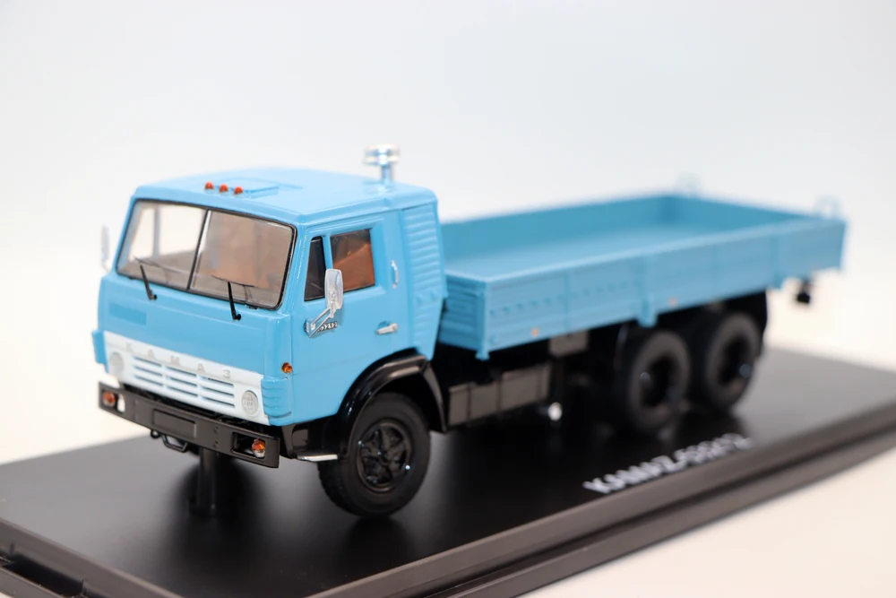 New SSM 1:43 KAMAZ 53212 Flatboard Truck USSR Vehicle Diecast Alloy Toy Models for Collection Gfit
New SSM 1:43 KAMAZ 53212 Flatboard Truck USSR Vehicle Diecast Alloy Toy Models for Collection Gfit