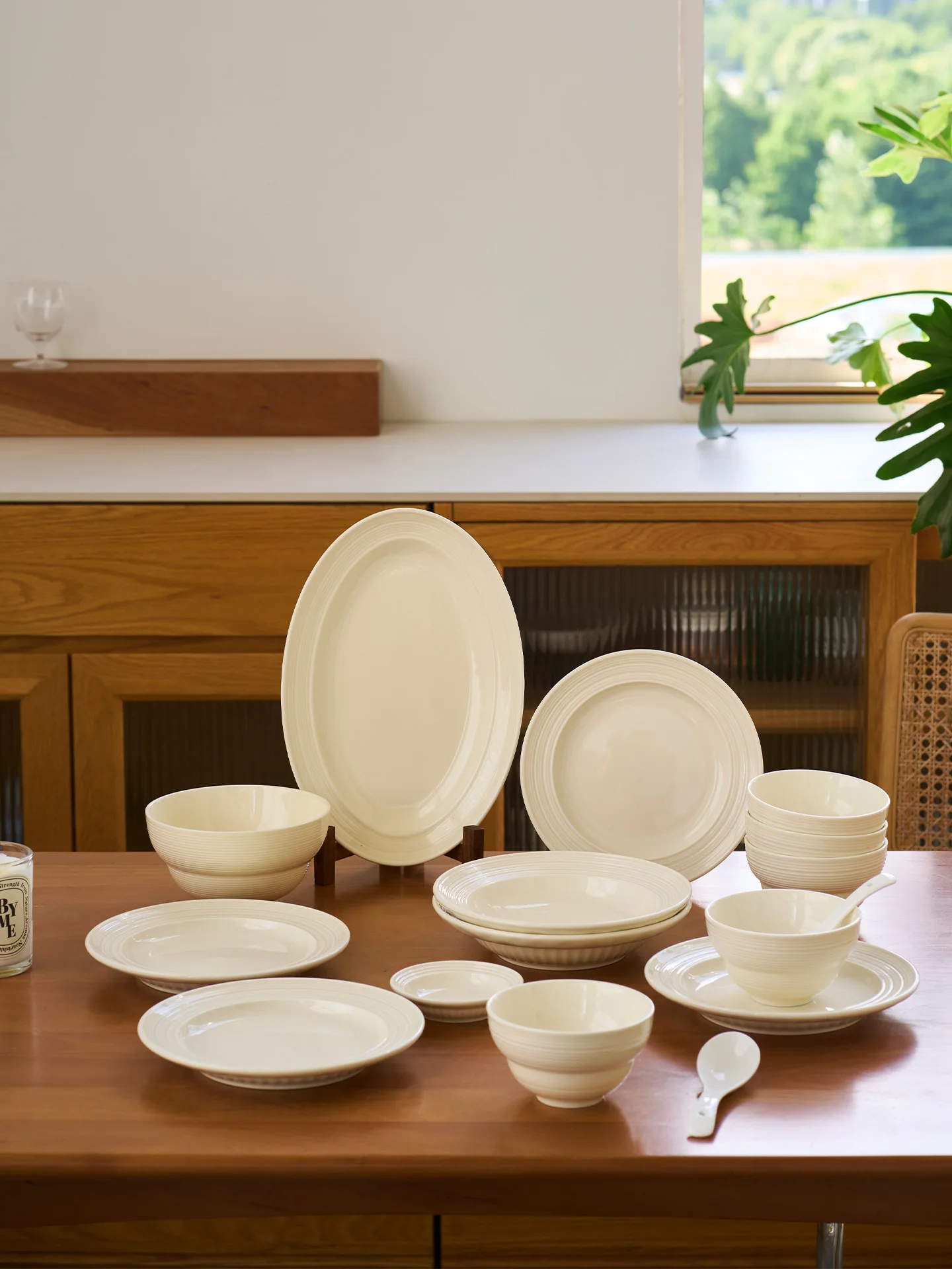 Simple Creative Design Cerc Bowl Plate Set Home Dining Utensils Pure Color Gourd aped Dinnerware Combination
Simple Creative Design Cerc Bowl Plate Set Home Dining Utensils Pure Color Gourd aped Dinnerware Combination