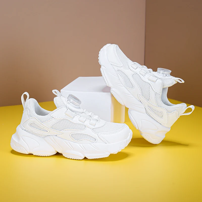 A pair of children's spring/summer genuine leather youth basketball shoes, comfortable and durable sports shoes, XN-2318
A pair of children's spring/summer genuine leather youth basketball shoes, comfortable and durable sports shoes, XN-2318