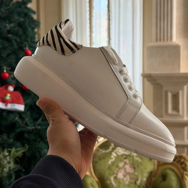 New Men White Sneakers Genuine Leather Trendy Versatile Heightening Casual Platform Shoes
New Men White Sneakers Genuine Leather Trendy Versatile Heightening Casual Platform Shoes