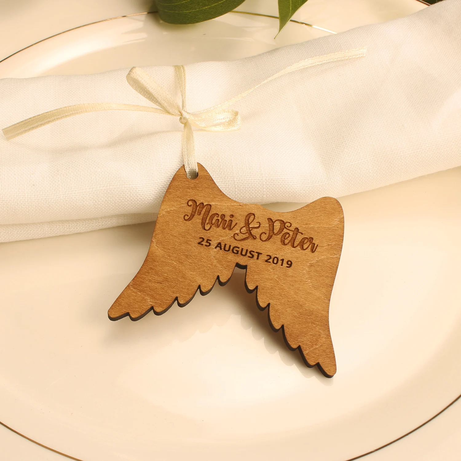 Custom Wings Wedding Tags, Personalized Wooden Tags, Wedding Guest Tags, Rustic Wedding Ornaments, Valentine's Day Gifts
Custom Wings Wedding Tags, Personalized Wooden Tags, Wedding Guest Tags, Rustic Wedding Ornaments, Valentine's Day Gifts