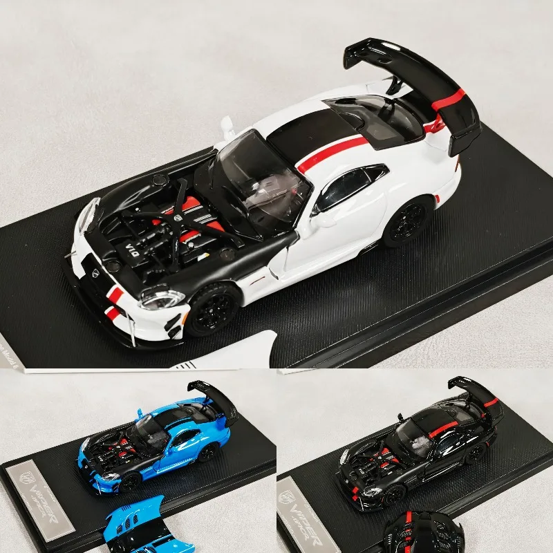 Hone Model 1:64 Dodge Viper Mk3 ACR die-cast simulation alloy car model, boys' toy, children's gift, adult collectible ornament.
Hone Model 1:64 Dodge Viper Mk3 ACR die-cast simulation alloy car model, boys' toy, children's gift, adult collectible ornament.