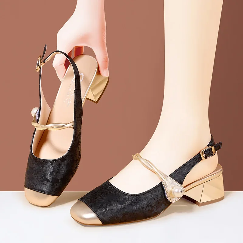 4cm Comfortable Slingback Round Head Genuine Leather Shoes Women Summer 2024 Embroider Med Block Heels Sandals for Office Mom
4cm Comfortable Slingback Round Head Genuine Leather Shoes Women Summer 2024 Embroider Med Block Heels Sandals for Office Mom
