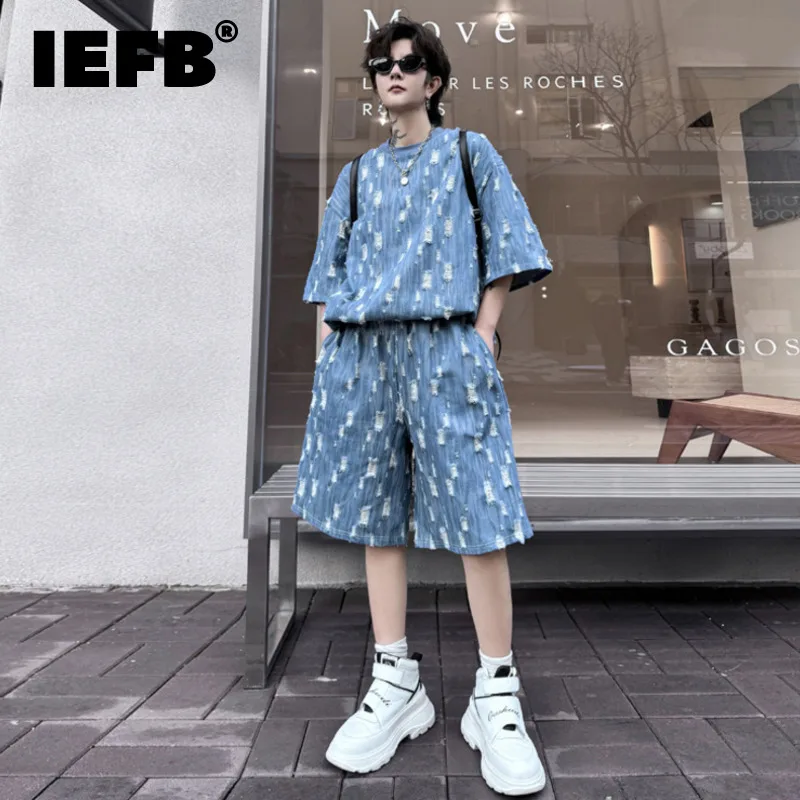 IEFB Casual Suit Men's Summer O-neck Hole Denim Short Sleeve T-shrit Loose Shorts Male Two-piece Set 28W3196 2024 New Tide
IEFB Casual Suit Men's Summer O-neck Hole Denim Short Sleeve T-shrit Loose Shorts Male Two-piece Set 28W3196 2024 New Tide