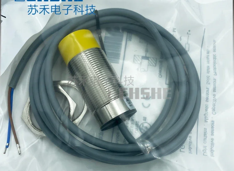 Suhe proximity switch LG15-S30-2A1 LG15-S3050 60-2A1 3D1 AC second line normally open
Suhe proximity switch LG15-S30-2A1 LG15-S3050 60-2A1 3D1 AC second line normally open