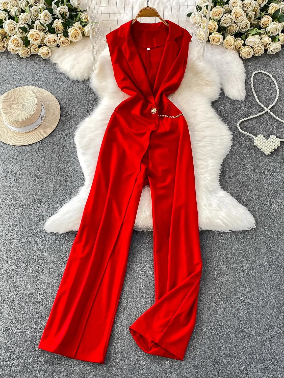 Модный комбинезон с металлической цепочкой на талии, зауженный, с высокой талией, широкими штанинами и разрезами, женский, премиум-качество
Модный комбинезон с металлической цепочкой на талии, зауженный, с высокой талией, широкими штанинами и разрезами, женский, премиум-качество