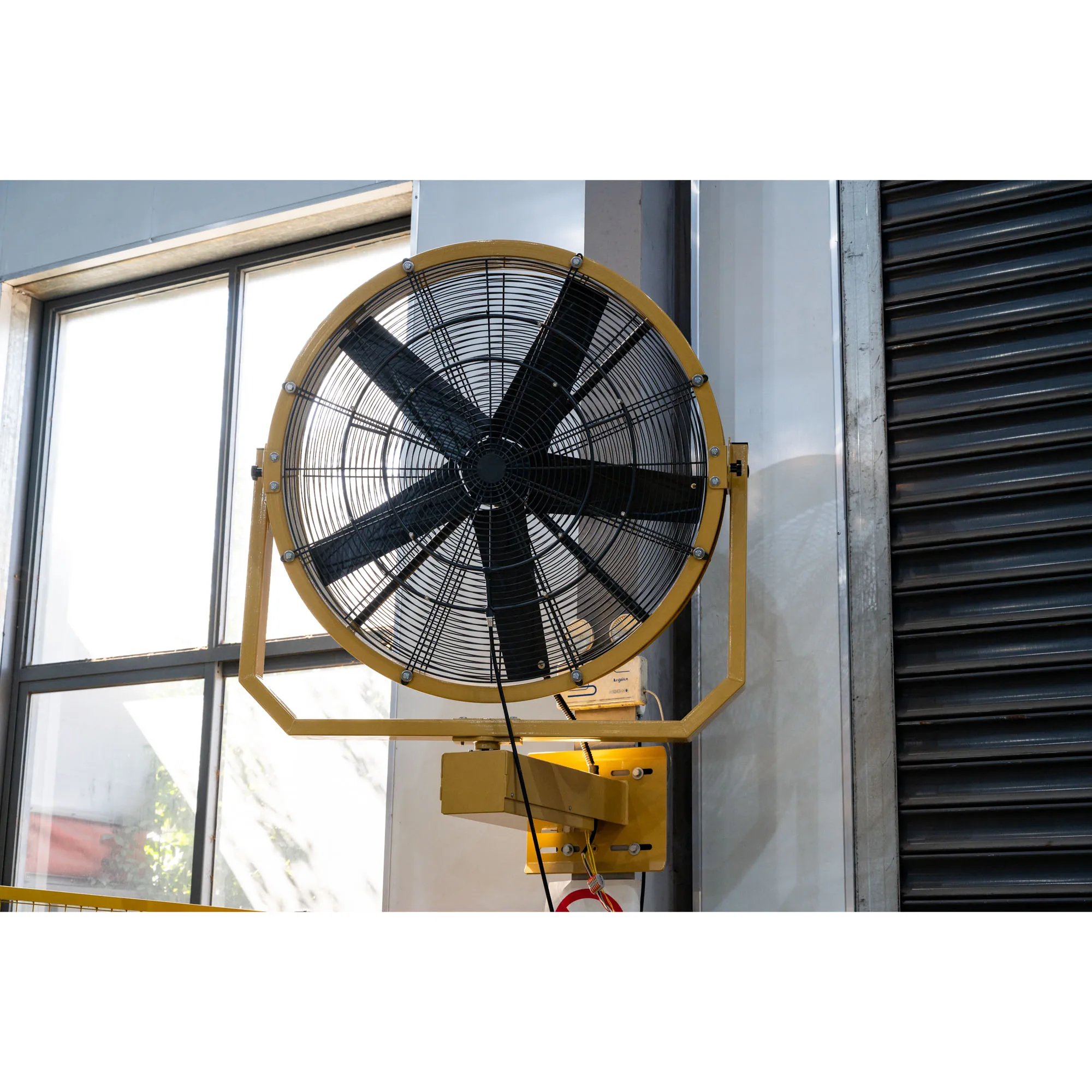 High Volume Low Noise Permanent Magnet Motor 0.6m 1m Mist Wall Fans for Outside Use
High Volume Low Noise Permanent Magnet Motor 0.6m 1m Mist Wall Fans for Outside Use