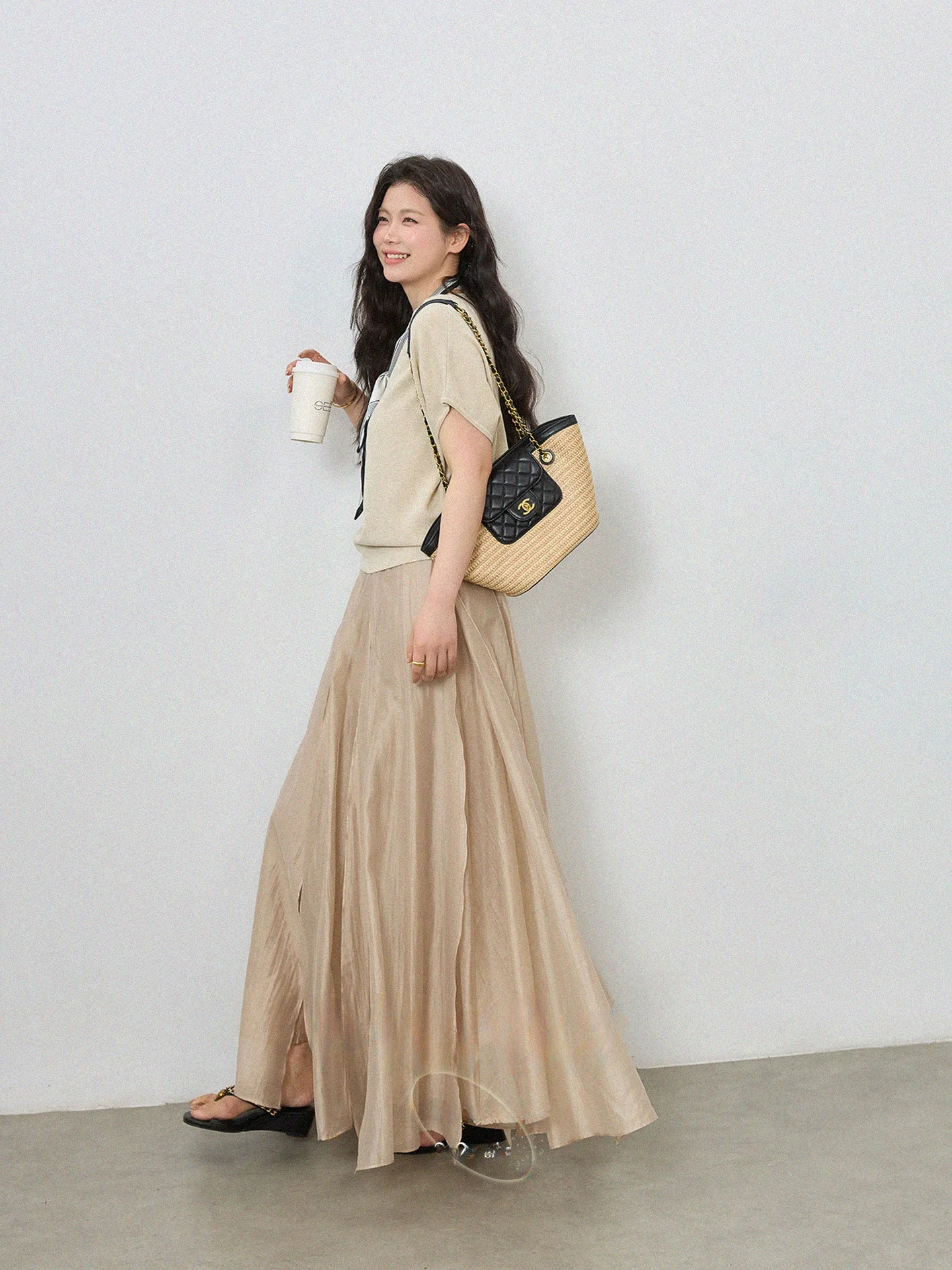 High Waist A-Line Midi Skirt plus Size Korean Style 3D Tailoring Summer New plus Size Women's Clothing Meat Covering Slimming
High Waist A-Line Midi Skirt plus Size Korean Style 3D Tailoring Summer New plus Size Women's Clothing Meat Covering Slimming