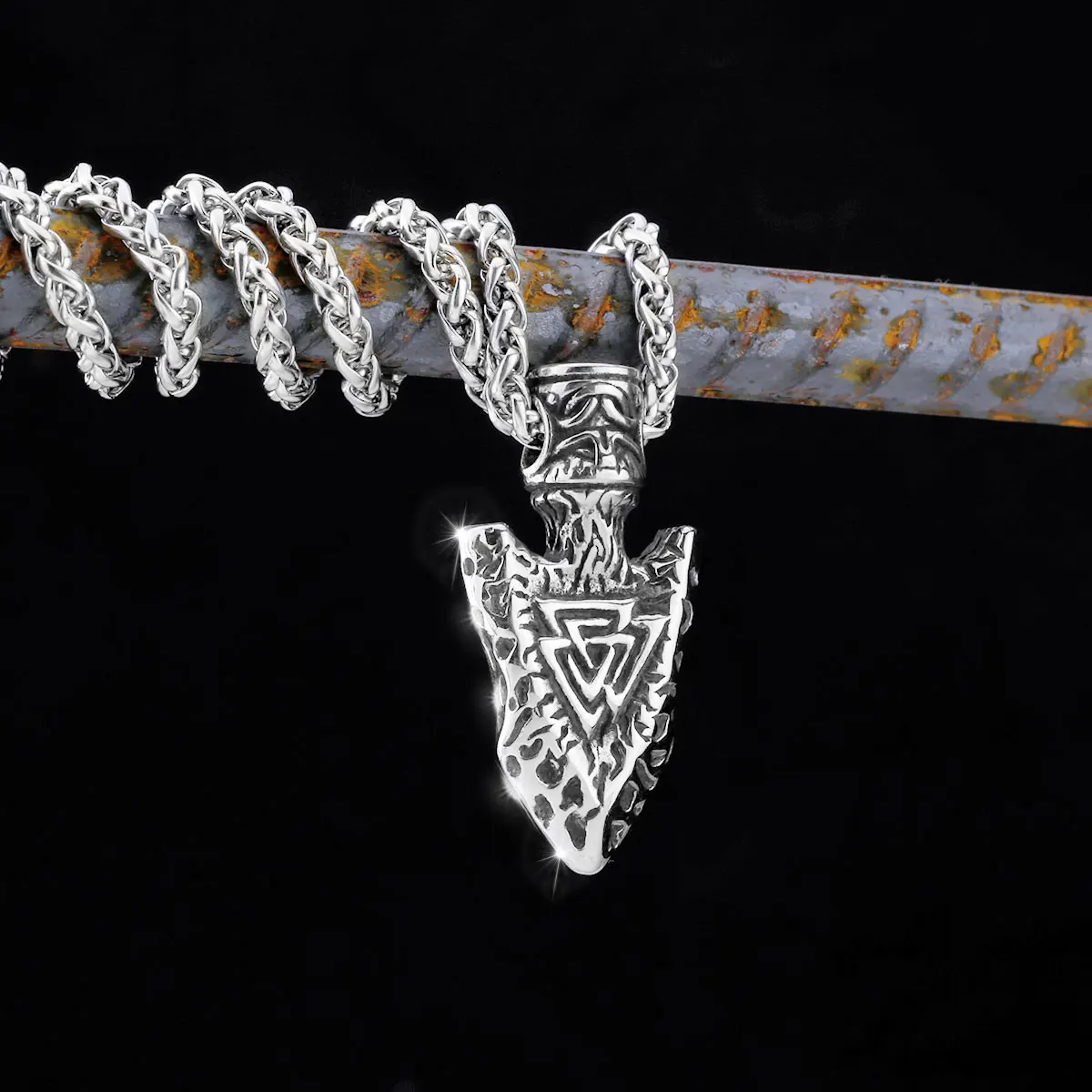 Norse Mythology Viking Odin Triangle Rune Logo Necklace Stainless Steel Pendant European and American Retro Fashion Jewelry
Norse Mythology Viking Odin Triangle Rune Logo Necklace Stainless Steel Pendant European and American Retro Fashion Jewelry