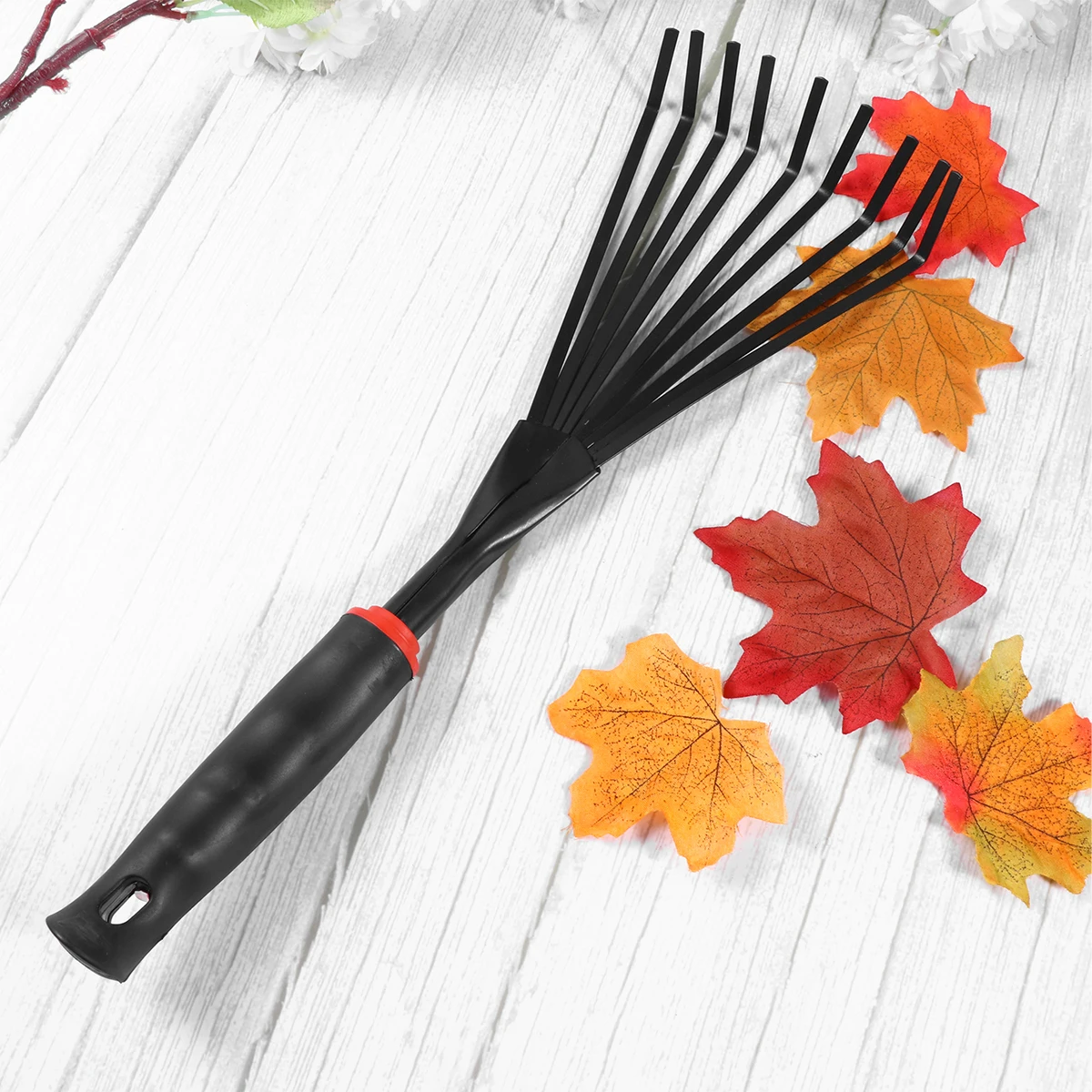 Stainless Steel Grass Rake Durable Gardening Tool Cleaning Leaves Weeds Lawn Garden Metal Rake Hoe Field Equipment
Stainless Steel Grass Rake Durable Gardening Tool Cleaning Leaves Weeds Lawn Garden Metal Rake Hoe Field Equipment