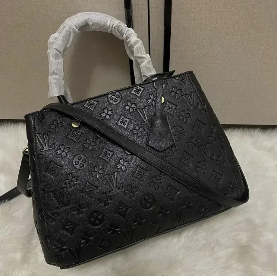 Women Bag Handbag Leather Strim Handles with Shoulder Strap Crossbody Bag Purse Handbags louisities Vouiton Female backpack
Women Bag Handbag Leather Strim Handles with Shoulder Strap Crossbody Bag Purse Handbags louisities Vouiton Female backpack