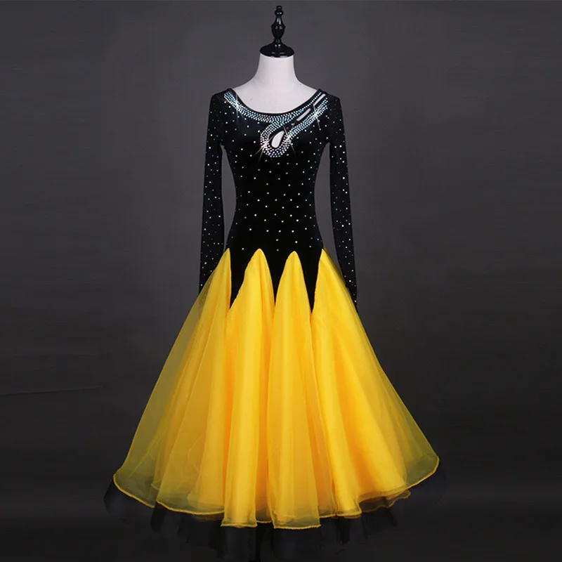 Hollow out round neck modern dance dress, ballroom dance competition dress, ballroom dance big skirt
Hollow out round neck modern dance dress, ballroom dance competition dress, ballroom dance big skirt