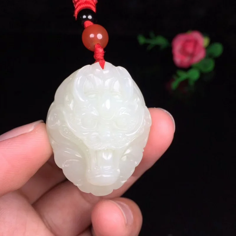 Hetian Zodiac , White Pendant, Jade Ornament Men and Women
Hetian Zodiac , White Pendant, Jade Ornament Men and Women