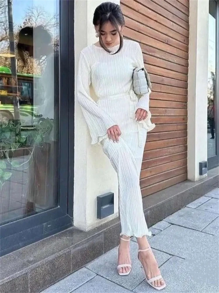 2024 New Pleated Flared Sleeve Lace Up Long Dress Women Autumn O Neck Slim Plus Size Casual Party Skirt Female Office Clothes
2024 New Pleated Flared Sleeve Lace Up Long Dress Women Autumn O Neck Slim Plus Size Casual Party Skirt Female Office Clothes