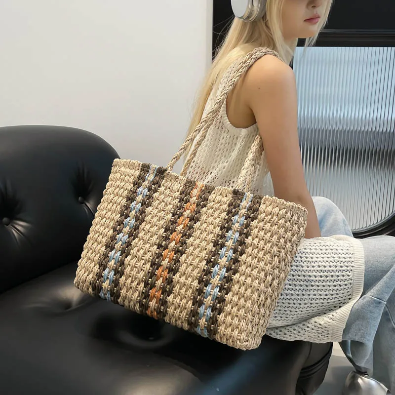 New Fashion Large Capacity Handmade Straw Handbag Women Holiday Beach Casual Tote Top-Handle Bags Retro Shoulder Bags And Wallet
New Fashion Large Capacity Handmade Straw Handbag Women Holiday Beach Casual Tote Top-Handle Bags Retro Shoulder Bags And Wallet