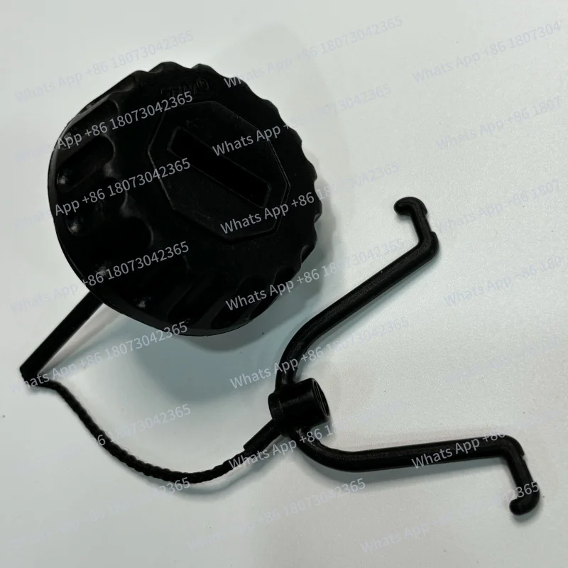Suitable for Stihl MS660 Chainsaw Oil Tank Cap Genuine Guaranteed Fake One Compensated Ten NN
Suitable for Stihl MS660 Chainsaw Oil Tank Cap Genuine Guaranteed Fake One Compensated Ten NN