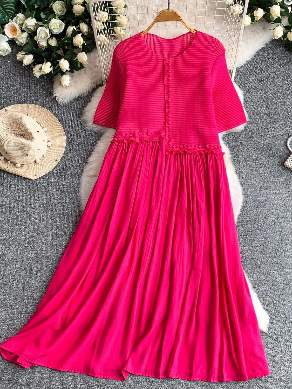 Elastic round Neck Dress Women's Summer Loose Flattering A-Line Midi Skirt Pressed Pleats Vintage Light Maturity Style
Elastic round Neck Dress Women's Summer Loose Flattering A-Line Midi Skirt Pressed Pleats Vintage Light Maturity Style