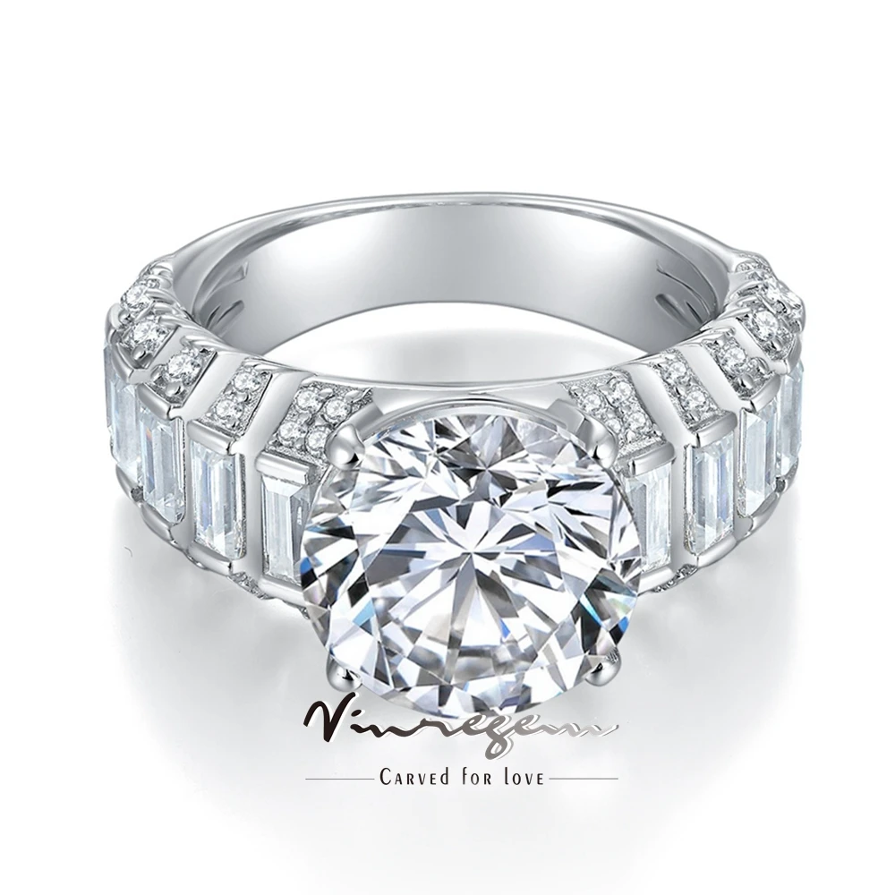 Vinregem 3EX VVS1 D 5 CT Round Cut Real Moissanite Diamonds Gems Luxury Rings 925 Sterling Silver Fine Jewelry Engagement Gifts
Vinregem 3EX VVS1 D 5 CT Round Cut Real Moissanite Diamonds Gems Luxury Rings 925 Sterling Silver Fine Jewelry Engagement Gifts