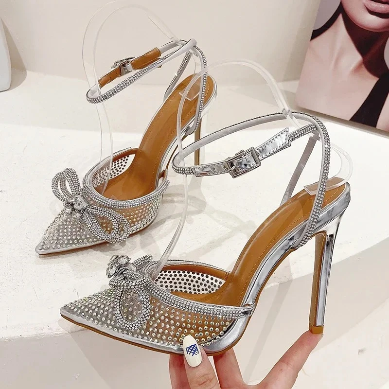 Women's Pointed Toe Full Rhinestone Mesh Rhinestone Bow Decor Crisscross Ankle Buckle Stiletto Heel Sandals Bridal PartyFootwear
Women's Pointed Toe Full Rhinestone Mesh Rhinestone Bow Decor Crisscross Ankle Buckle Stiletto Heel Sandals Bridal PartyFootwear